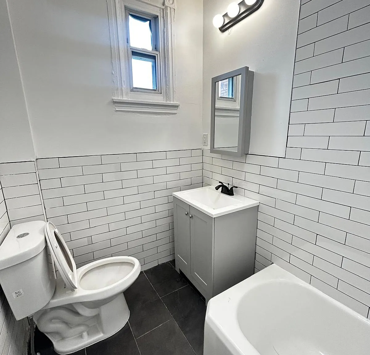1 bed, 600 sqft, $875 — Photo 2