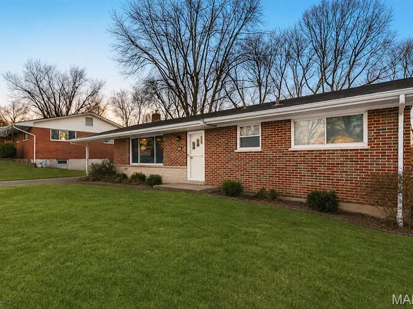 2349 Buller Dr, Saint Louis, MO 63114