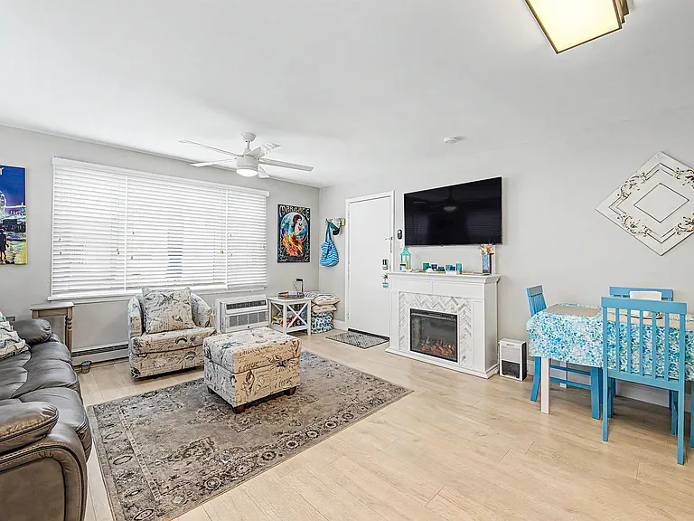 9609 Ventnor Ave #C9 — Photo 8