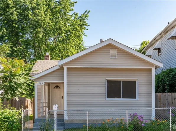 713 Wyoming St, Dayton, OH 45410