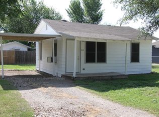 924 McCully St, White Settlement, TX 76108
