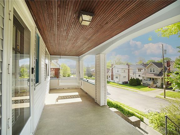 5th image of 2512 Williams Ave