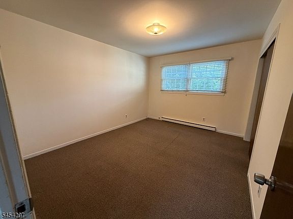 4th image of 1103B Ringwood Ave #1103