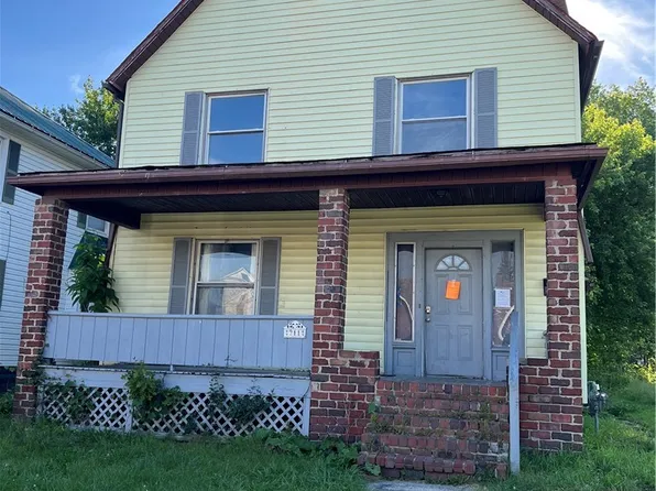 211 Cedar Ave, Sharon, PA 16146