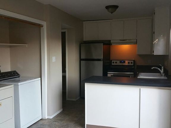 2nd image of 7722 La Mancha Way