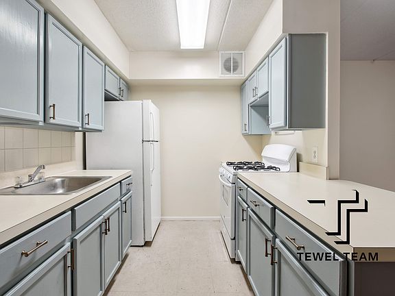 3rd image of 315 E 119th St #1F