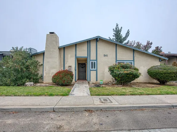 541 W Ashlan Ave, Clovis, CA 93612