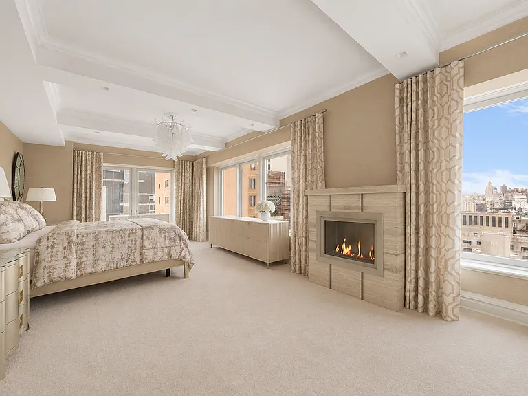 502 Park Ave #Penthouse 27 — Photo 22