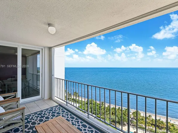 881 Ocean Dr, Key Biscayne, FL
