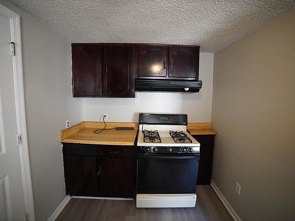 5th image of 1511 Melvin St