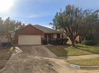 12652 Oakwood Cir, Euless, TX 76040