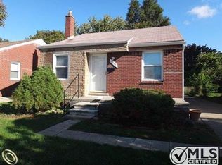 14691 Lydia Ave, Eastpointe, MI 48021