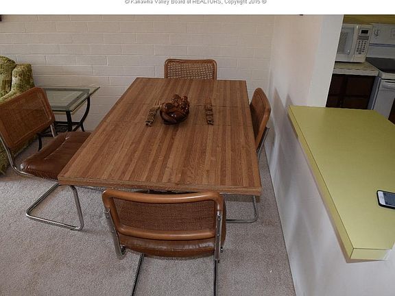 5th image of 2106 Kanawha Blvd E APT 616