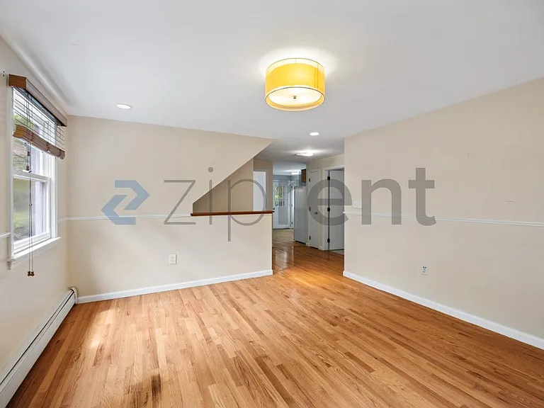 174 Fox Hill Rd — Photo 5