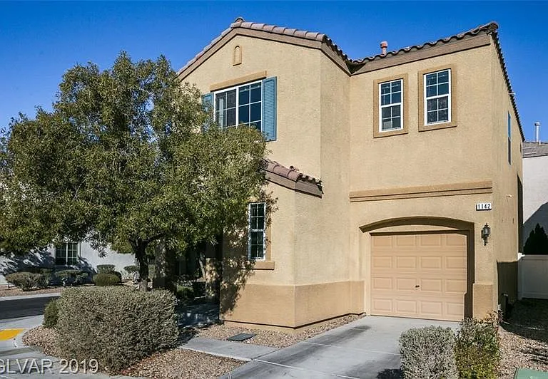 1142 Village Crossing Ln — Photo 15