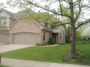 206 Benton Ln, Bloomingdale, IL