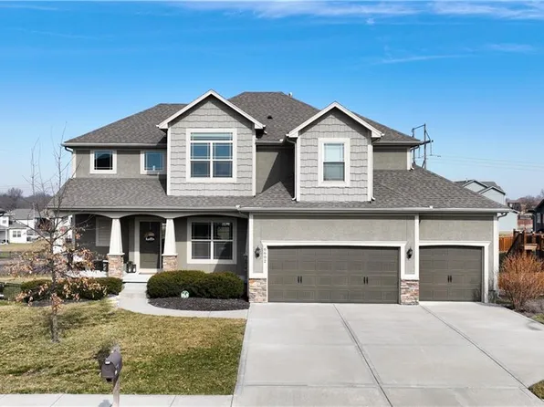 6602 NW 104th Ter, Kansas City, MO 64154