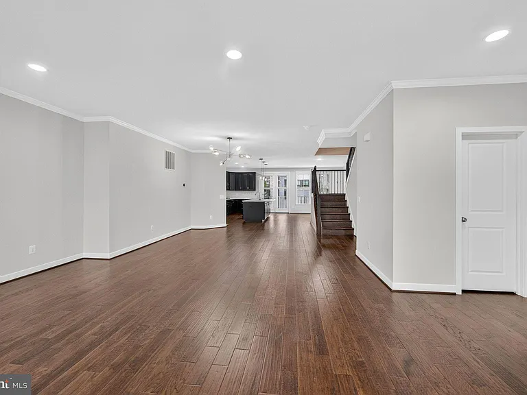 42302 Crawford Ter — Photo 8