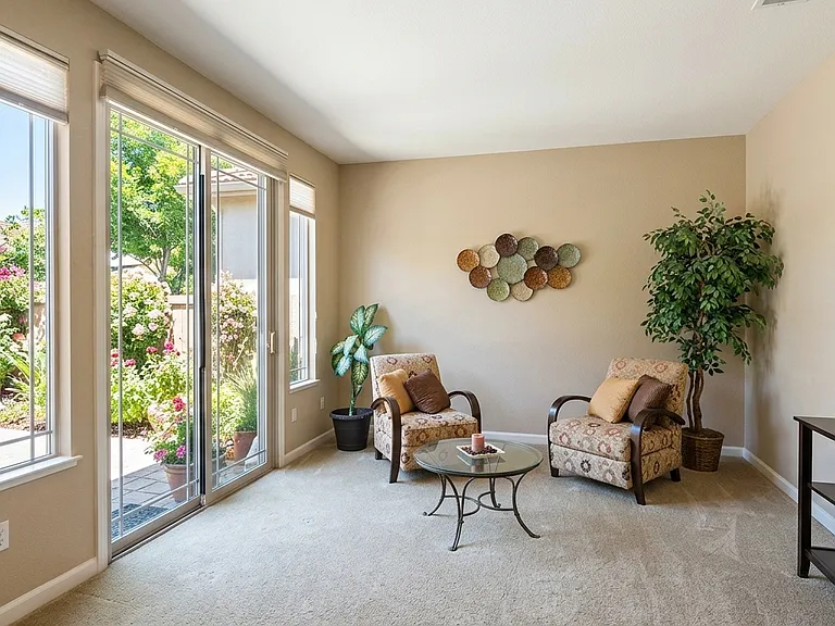 5170 Garlenda Dr — Photo 3