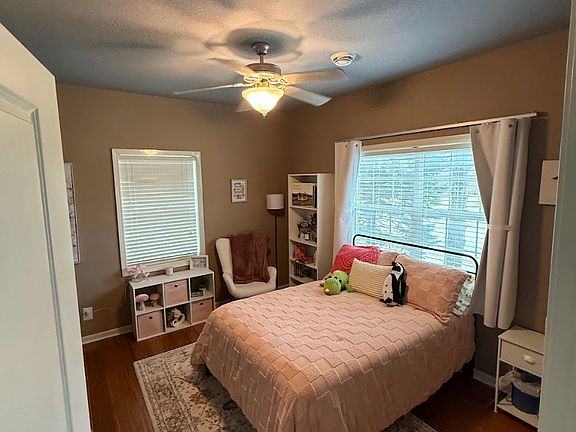 4th image of 4503 Twain Cir Unit 102
