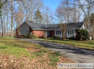 130 Beechnut Dr, New Market, AL 35761
