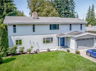 322 E View Ridge Dr, Everett, WA 98203