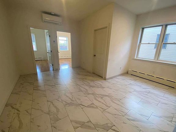 4th image of 63-13 Metropolitan Ave #2F