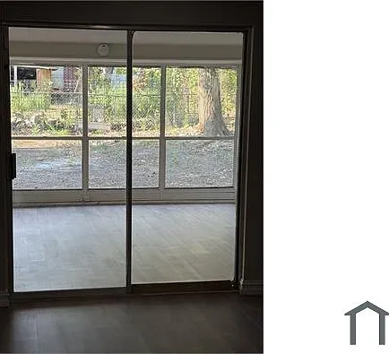 3 bed, 1500 sqft, $2,600 — Photo 2
