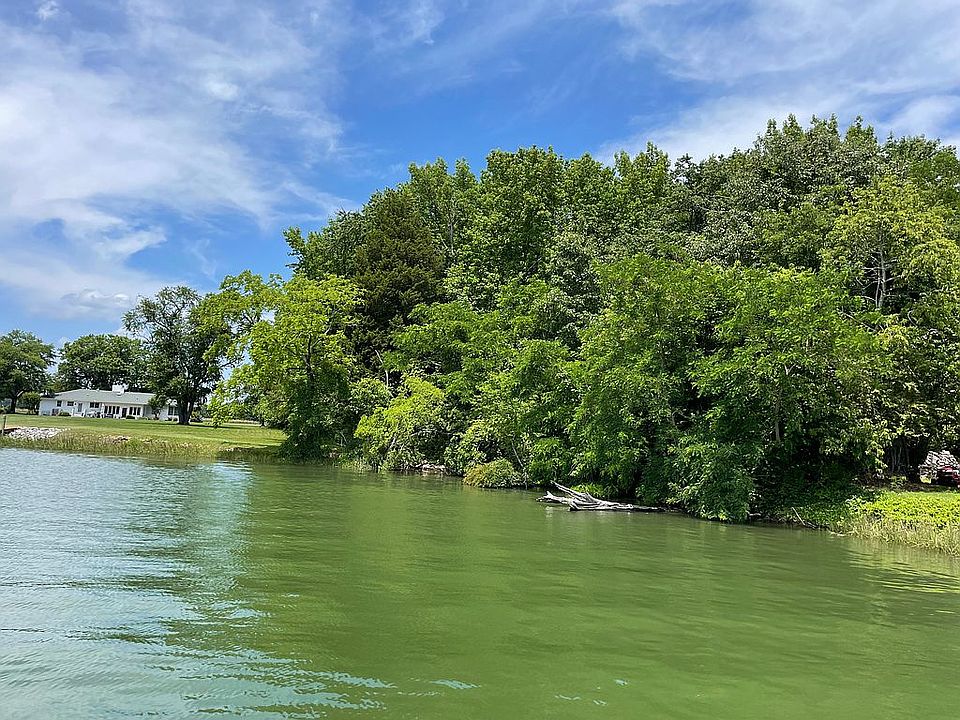 ~65 ft of water frontage 