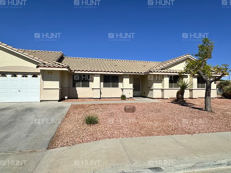 5B Kinley Dr — Photo 2