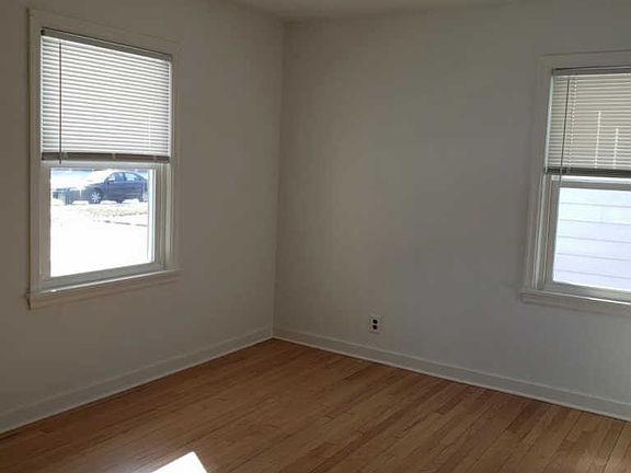 4th image of 614 W Morgan Ave