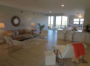 5408 Eagles Point Cir APT 201, Sarasota, FL 34231
