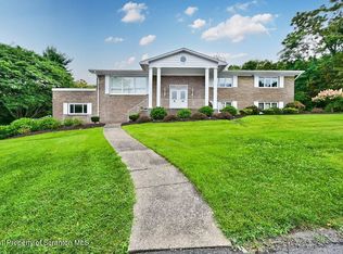 100 Marjorie Dr, Scranton, PA