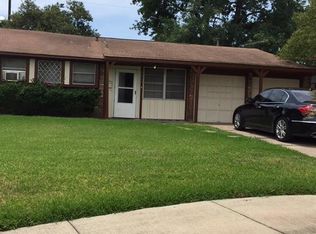 3823 Prudence Dr, Houston, TX 77045