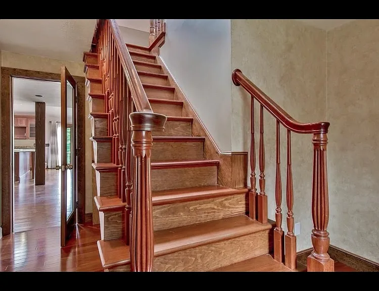 72 Long Hill Rd #B — Photo 3