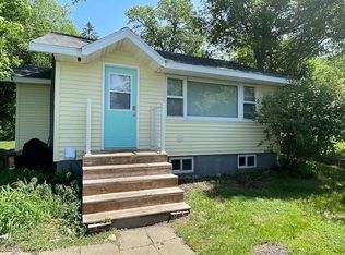 7460 36th St NE, Willmar, MN 56201