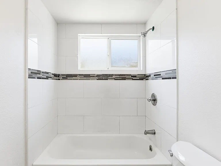 7101 Rugby Ave — Photo 14
