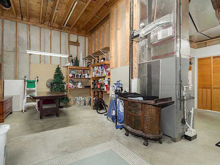 4203 Nantucket Dr — Photo 25