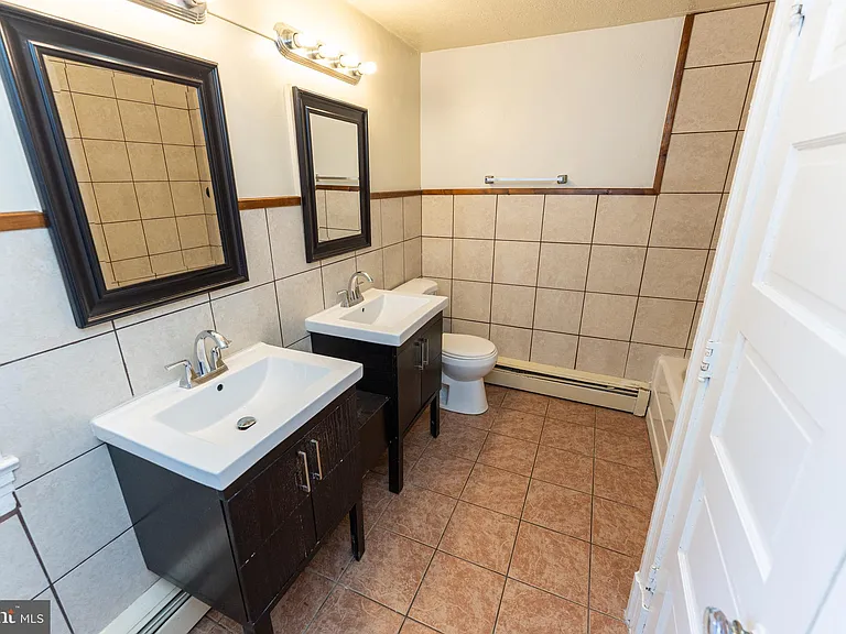 733 Camden Ave #B — Photo 37