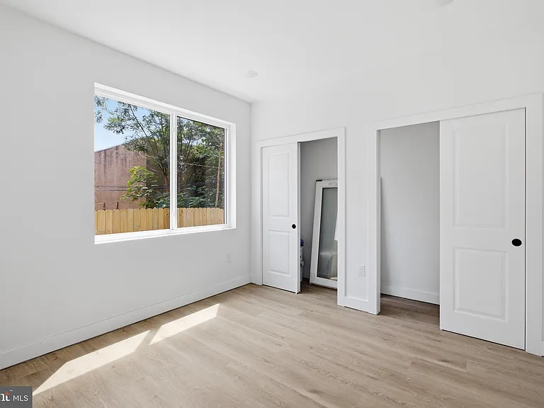 613 N Brooklyn St #5 — Photo 6