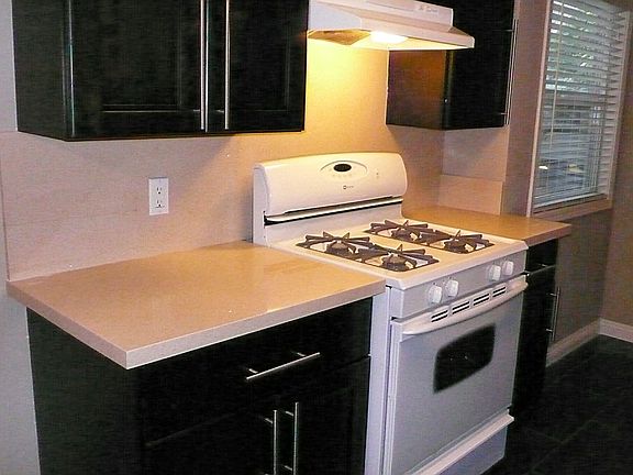 2nd image of 244 N Olive St