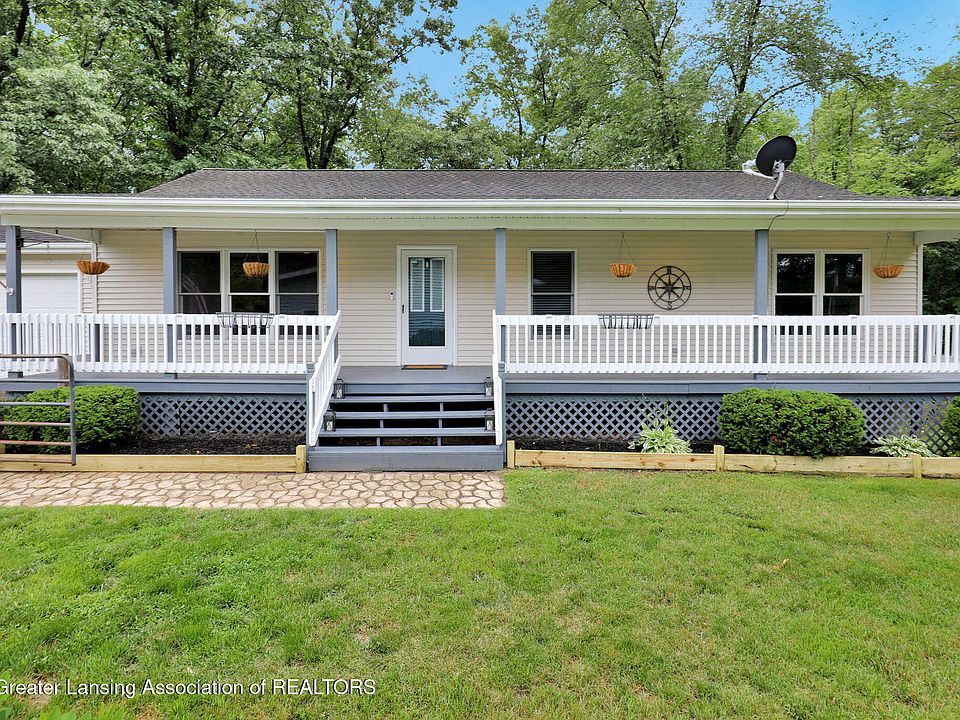 1st image of 2662 Gilletts Lake Rd