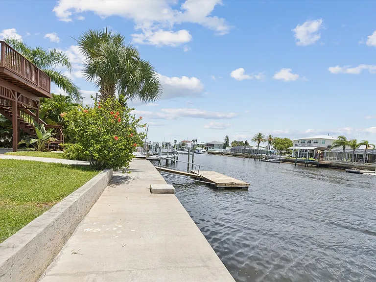 3272 Minnow Creek Dr — Photo 59