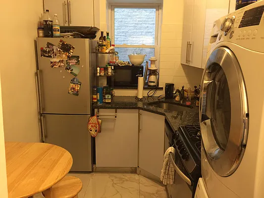 Rented by Sean Mashihi, LREB | media 38