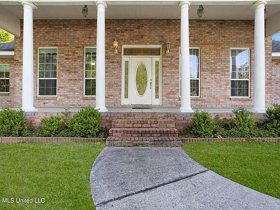4th image of 6426 Apelehama Rd