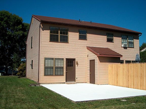 House Back Patio Cement