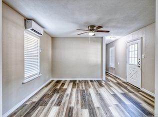 640 Roach St, Uvalde, TX 78801