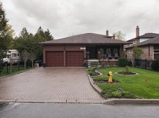 52 Fairchild Ave, Toronto, ON M2M 1T7