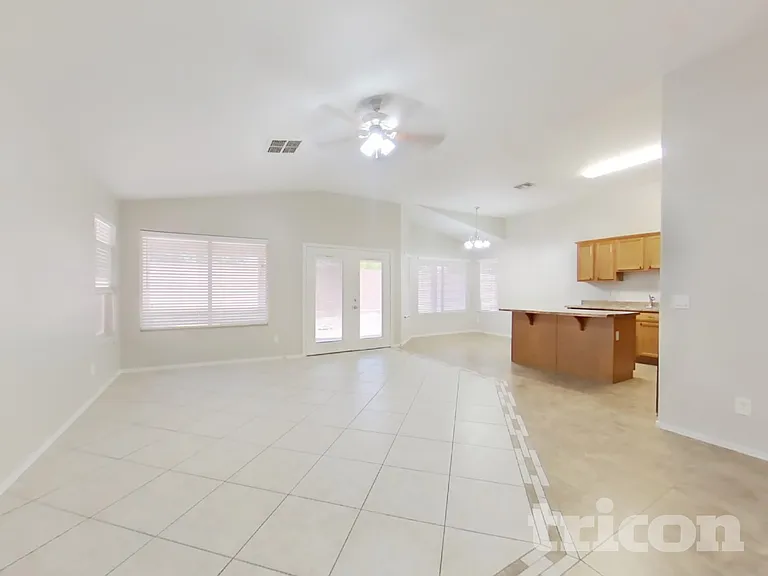 9066 E Cedar Basin Ln — Photo 2