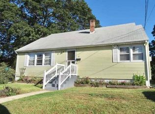 22 Godfrey St, Groton, CT 06340